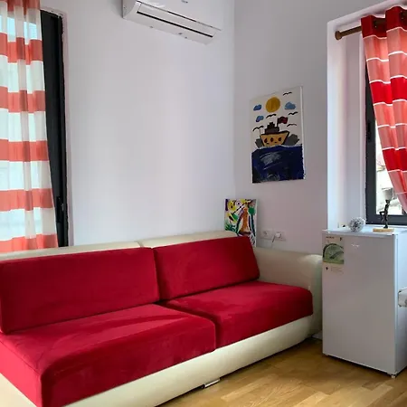 Apartman And Cozy X 4 Victoria Tirana